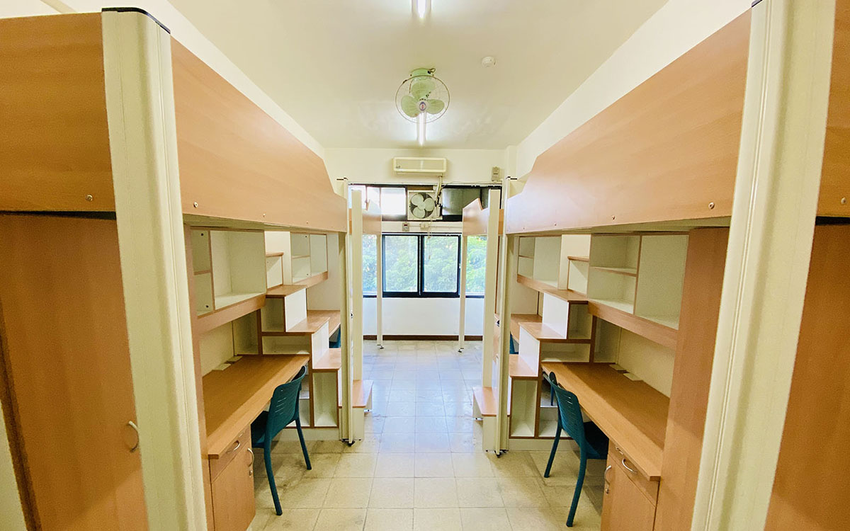 男生宿舍(四人雅房)