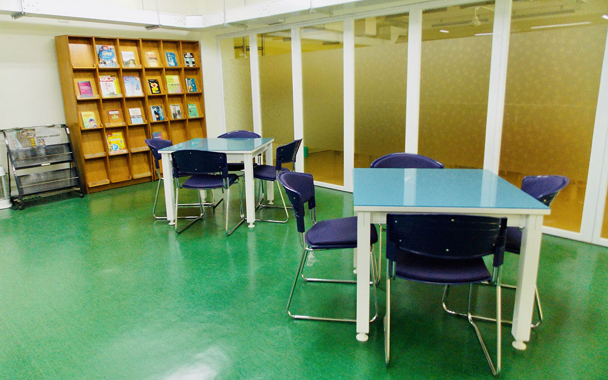 第一宿舍書報區